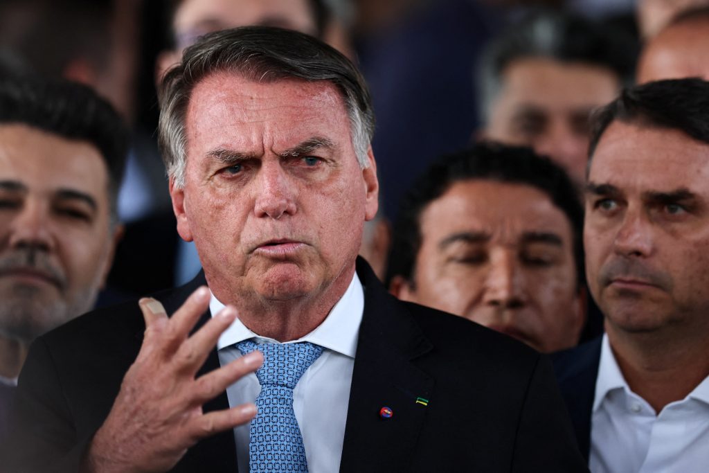 2025-03-26t171919z-379540418-rc25ldankx4r-rtrmadp-3-brazil-bolsonaro.jpg