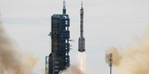 2021-06-17t013214z_1932877738_rc212o9inubl_rtrmadp_3_space-exploration-china-shenzhou.jpg