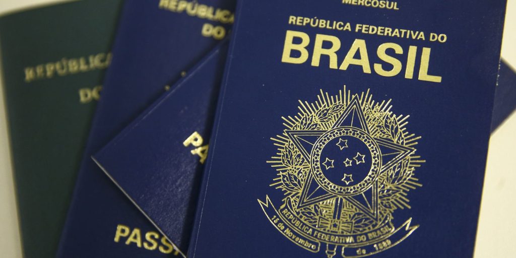 passaporte-brasileiro_mcamgo_abr_140220221818-6.jpg