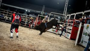 Abertura da EXPOITA 2025 resgata a tradição de grandes eventos em Itaporã