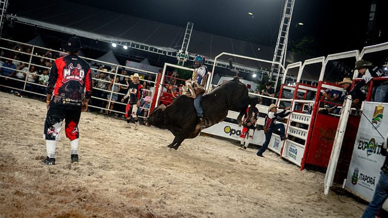 Abertura da EXPOITA 2025 resgata a tradição de grandes eventos em Itaporã