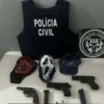 Assassino que usou máscara do "Pânico" é preso pela Polícia Civil