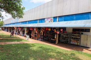 Comerciantes saem no soco em camelô após confusão por venda