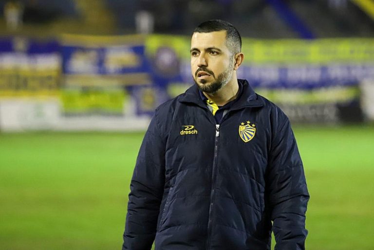 DAC anuncia técnico e completa lista do Campeonato Estadual 2026