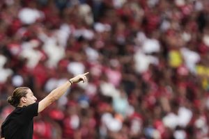 Flamengo renova com Filipe Luís até 2027; veja detalhes