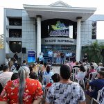 Mais 95 famílias recebem títulos e prefeitura avança na regularização fundiária