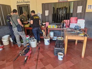 Operação em penitenciária da fronteira revela arsenal e tensão entre facções