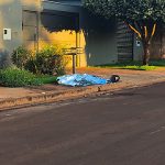 Homem é assassinado a tiros no Jardim Carisma; autor estava em uma moto