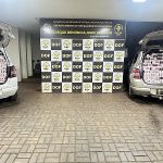 DOF apreende veículos abarrotados com cigarros do Paraguai em Vila Vargas