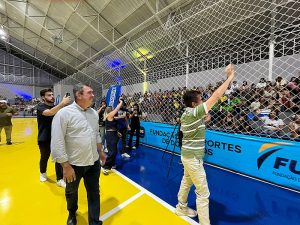 Marçal e Governo do Estado reabrem ginásio municipal após 3 anos fechado