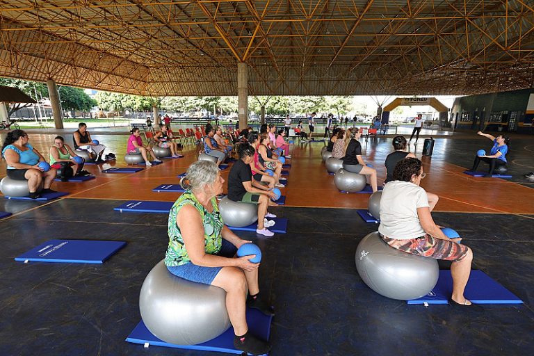 Prefeitura implanta aulas de pilates e amplia atividades gratuitas
