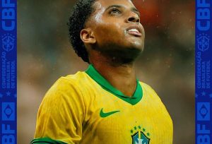 Rodrygo rompe ligamento do joelho e está fora da Copa